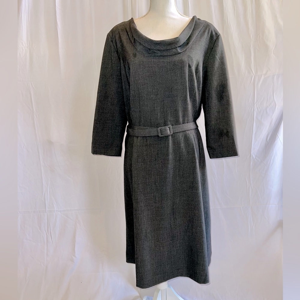 Leslie Fay Classic Gray Belted Cowl Neck Sheath Dress Size 18